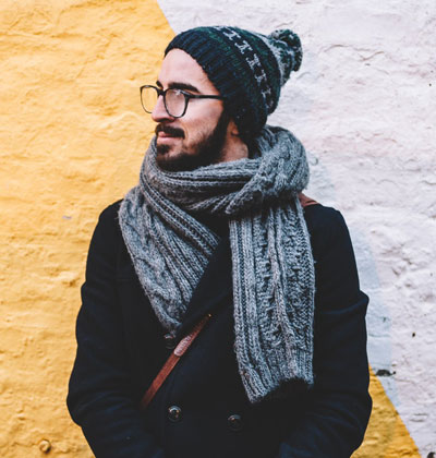  man Front-End Developer